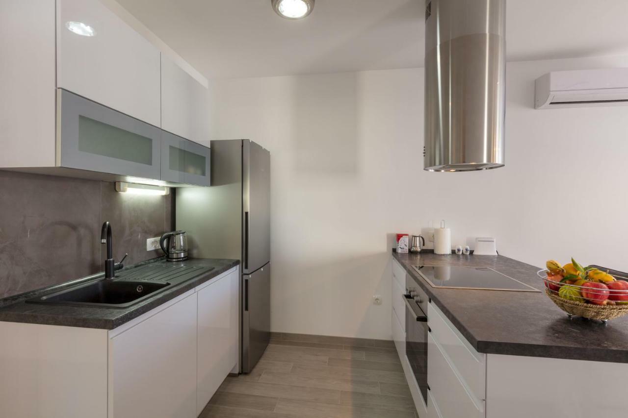 Apartments Rosemary Razanj Exterior photo